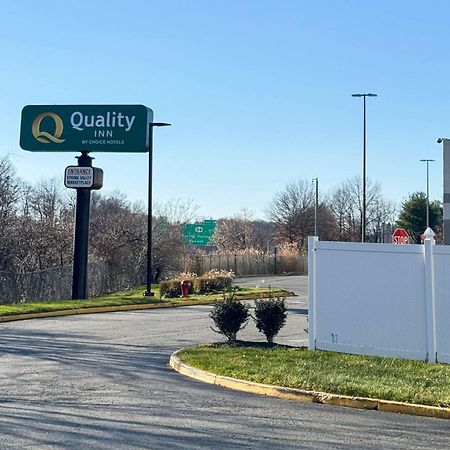 Quality Inn Spring Valley - Nanuet Экстерьер фото