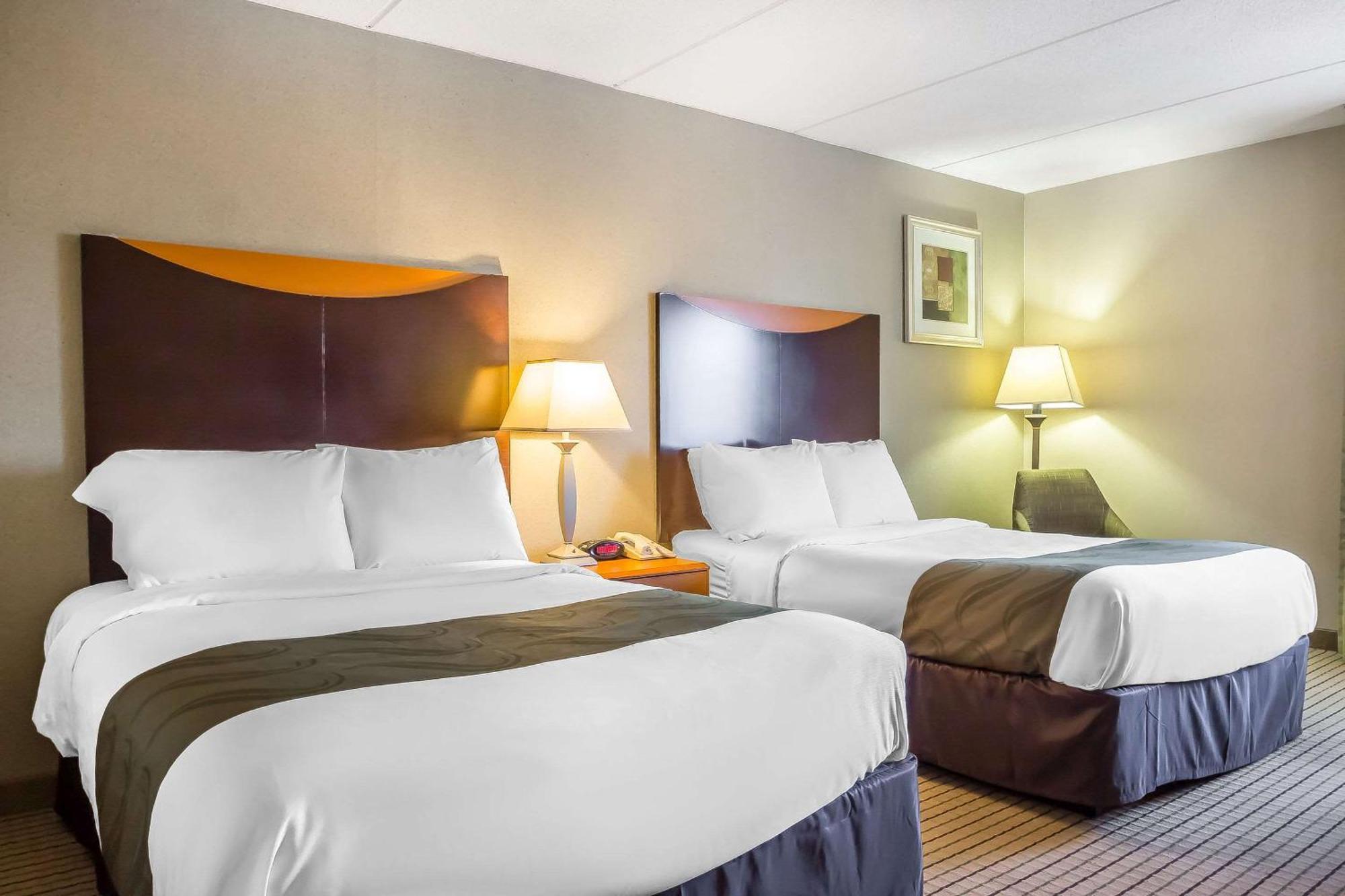 Quality Inn Spring Valley - Nanuet Экстерьер фото